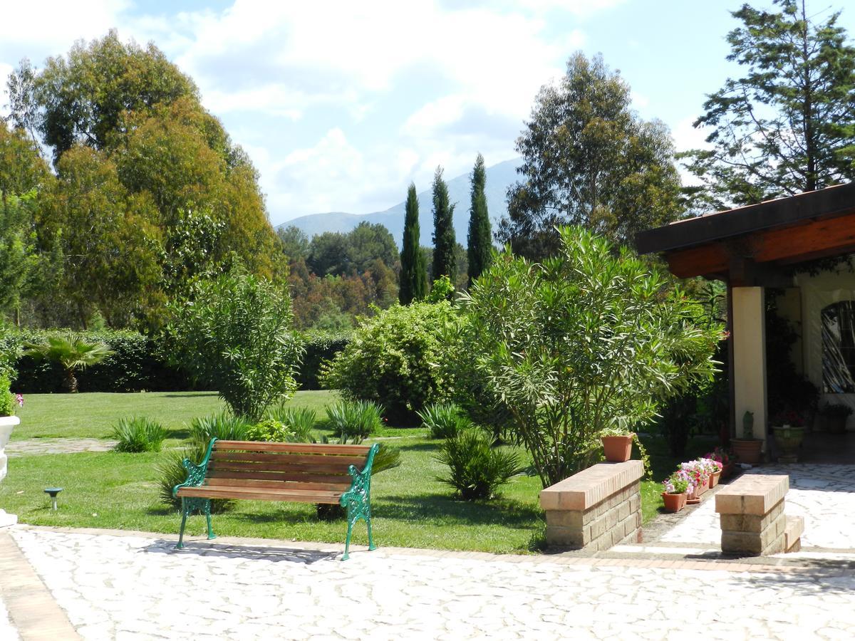 Il Nibbio Reale Country House Rocca d'Evandro Exteriér fotografie